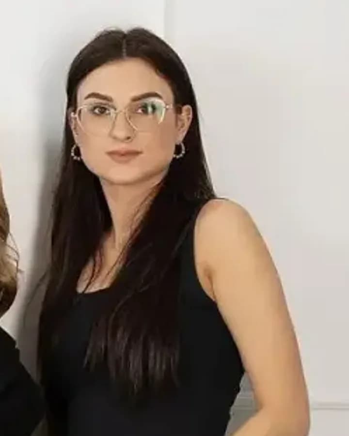 Weronika Sikora — Fryzjer / Stylizacje